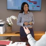 xerox-b225-multifonction-printer-800x500-gallery2-de Xerox® B225 Multifunktionsdrucker Büro Frau